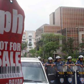 All roads lead to Manila for APEC protests